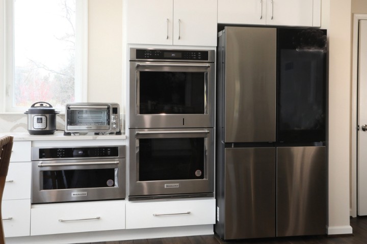 Home remodeling inspiration with smart kitchen appliances and clean cabinetry design